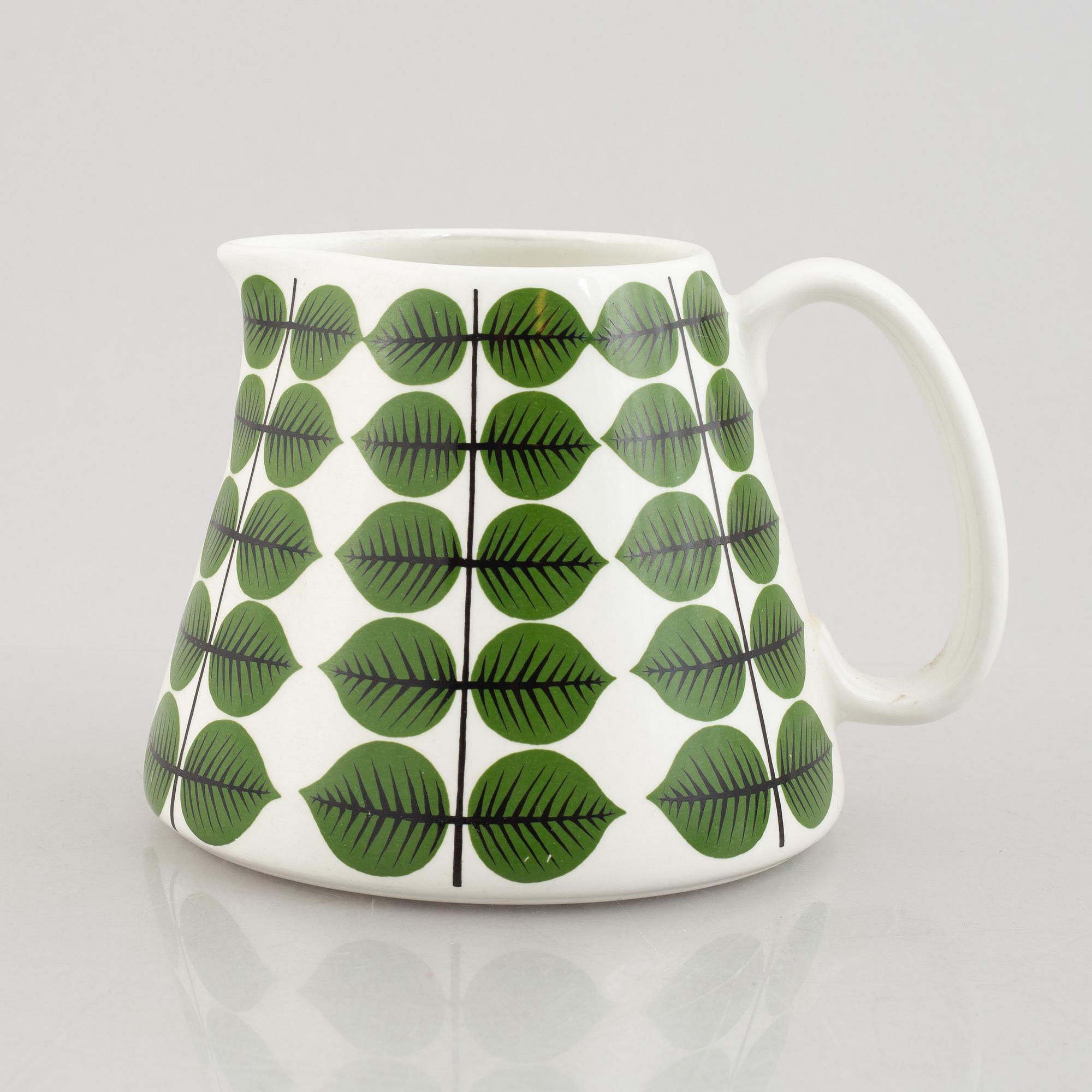 Stig Lindberg, a 59-piece creamware "Berså" service, Gustavsberg, Sweden, second half of the 20th century.