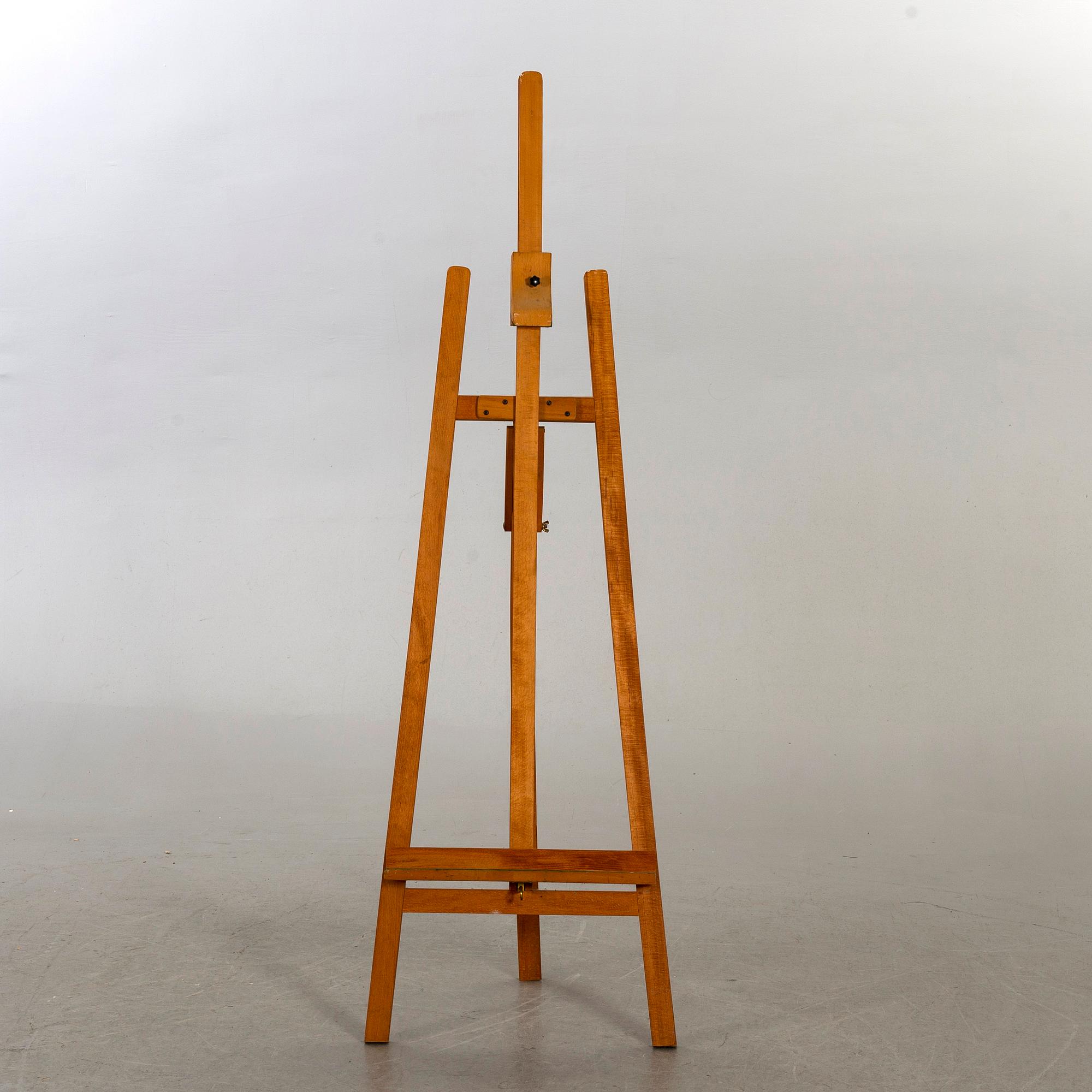 MAX WALTER SVANBERG'S easel.,