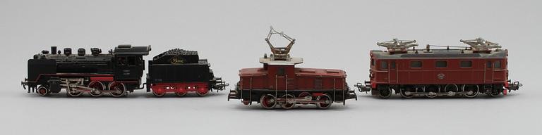 RÄLSBUSS, KOLVAGN samt LOK, 2 st, Märklin, Tyskland, 1900-talets andra hälft.