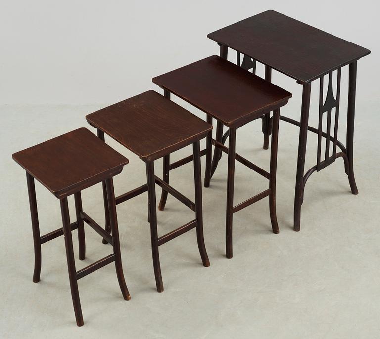 SATSBORD, 4 delar, Thonet, 1900-talets början.