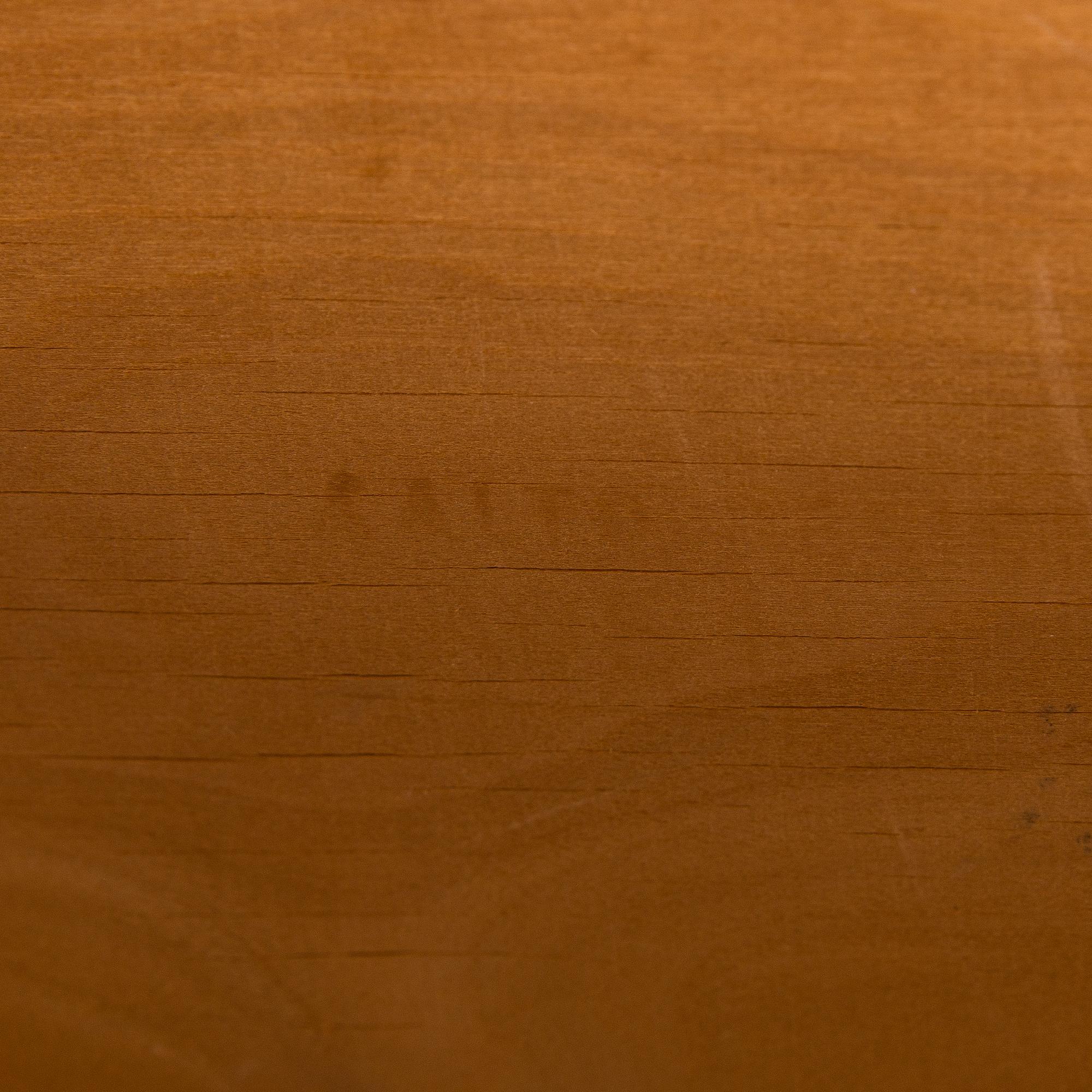 Alvar Aalto, bord / sidobord, modell 87, för O.Y. Huonekalu- ja Rakennustyötehdas A.B. tidigt 1950-tal.