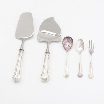Bestickuppsättning, 35 dlr, silver, "Chippendale", Auran Kultaseppä, Åbo 1989.