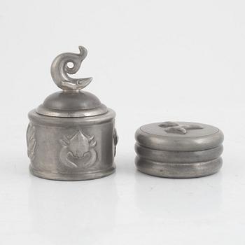 Firma Svenskt Tenn, a pewter inkwell and lidded box,  Svenskt Tenn, Stockholm 1928 and 1927.