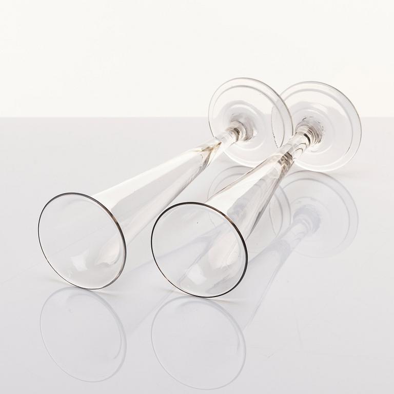 Champagnestrutar, åtta stycken, glas, 1800-tal.
