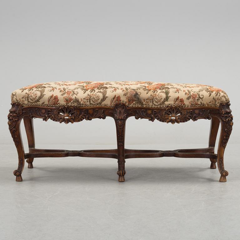 A ROCOCO STYLE STOOL, firsta half of the 19th century.