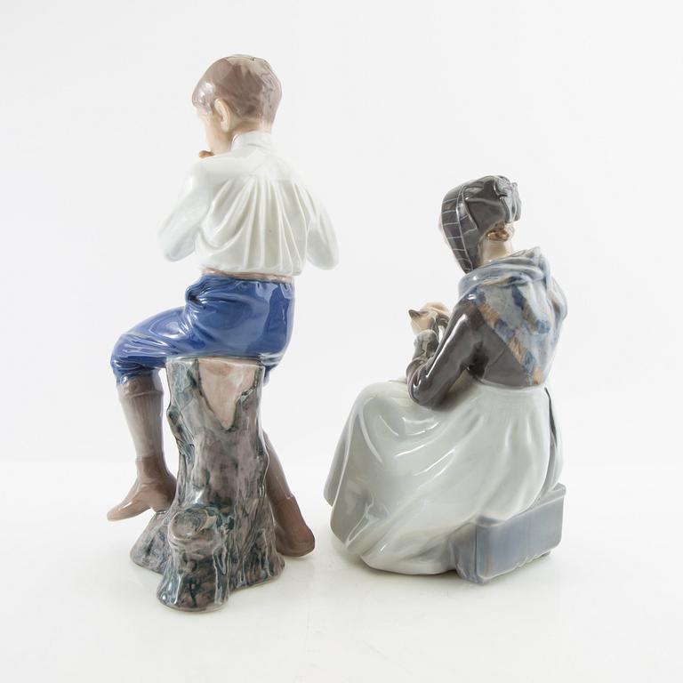 Figurines 4 pcs Bing & Grøndahl and Royal Copenhagen porcelain from the second half of the 20th century.