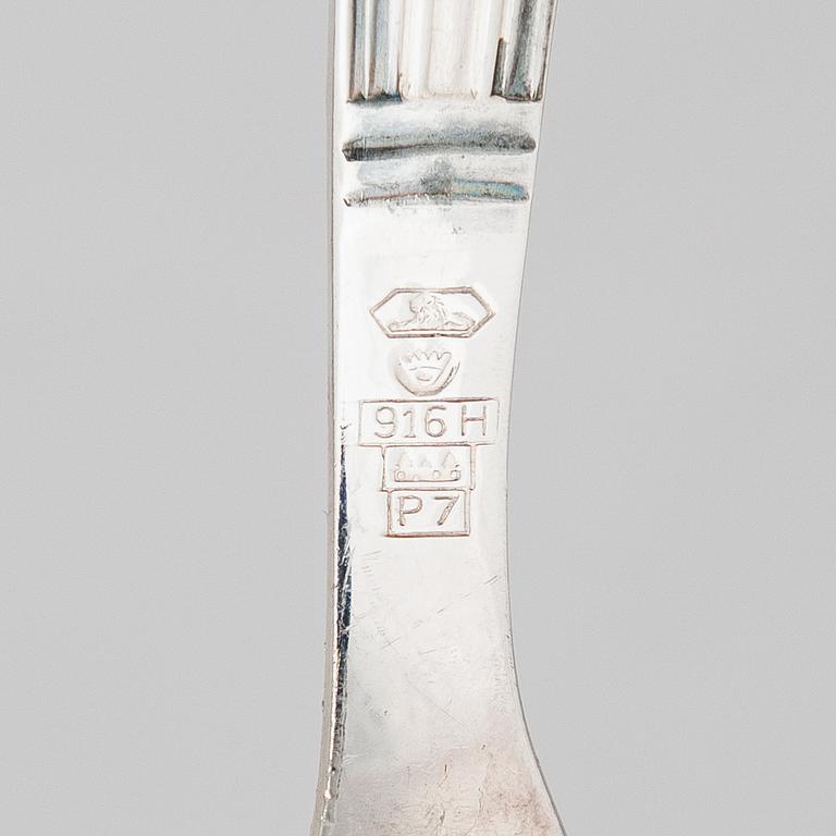 Holger Rasmussen, A 41-piece set of 'Margit' silver cutlery, Hämeenlinna ja Helsinki 1964-68.