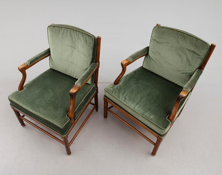 FÅTÖLJER, ett par, s k. Gripsholmsmodell, 1900-talets mitt.
