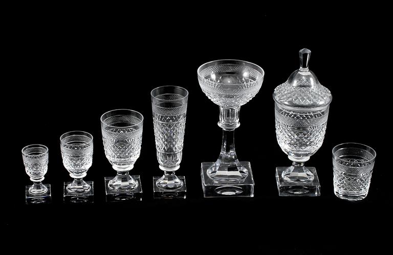 GLASSERVIS, 73 delar, "Kent", Elis Bergh, Kosta, 1900-talets andra hälft.