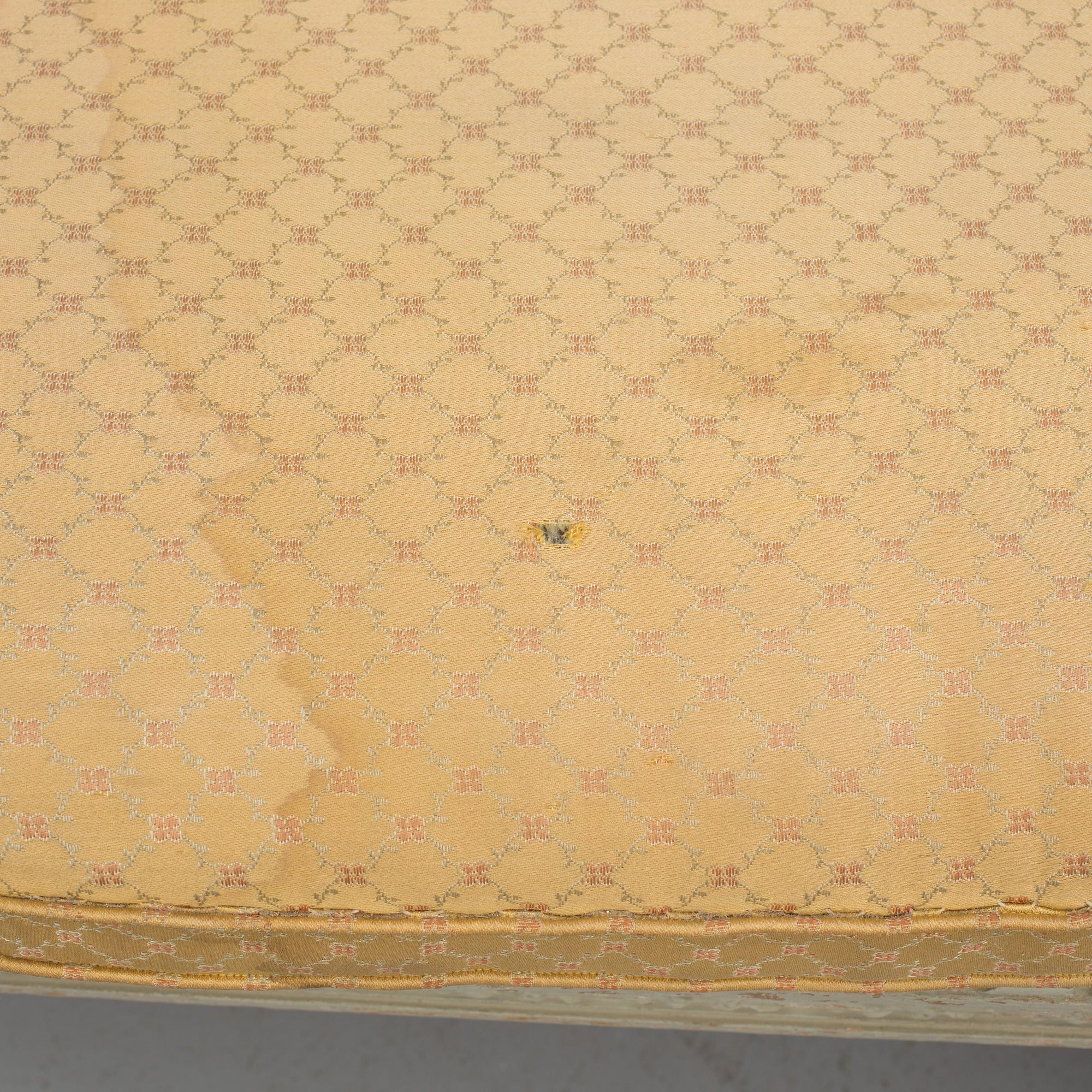 Chaise longue,  Louis XVI style, late 19 th century.