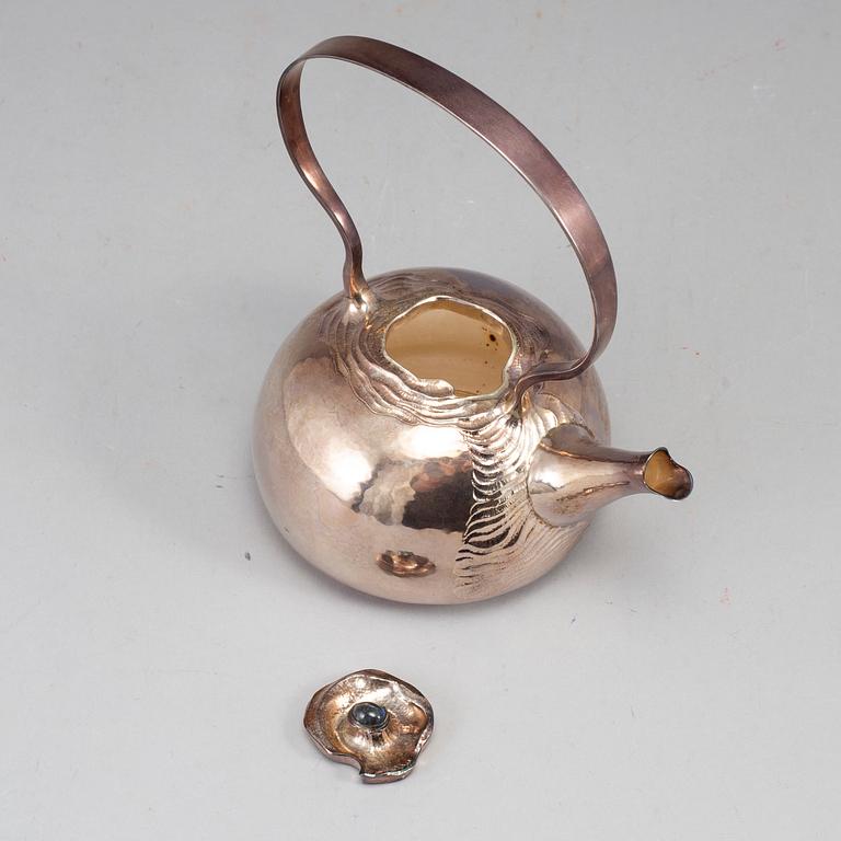 Olle Ohlsson, a sterling silver teapot, Stockholm 1982.