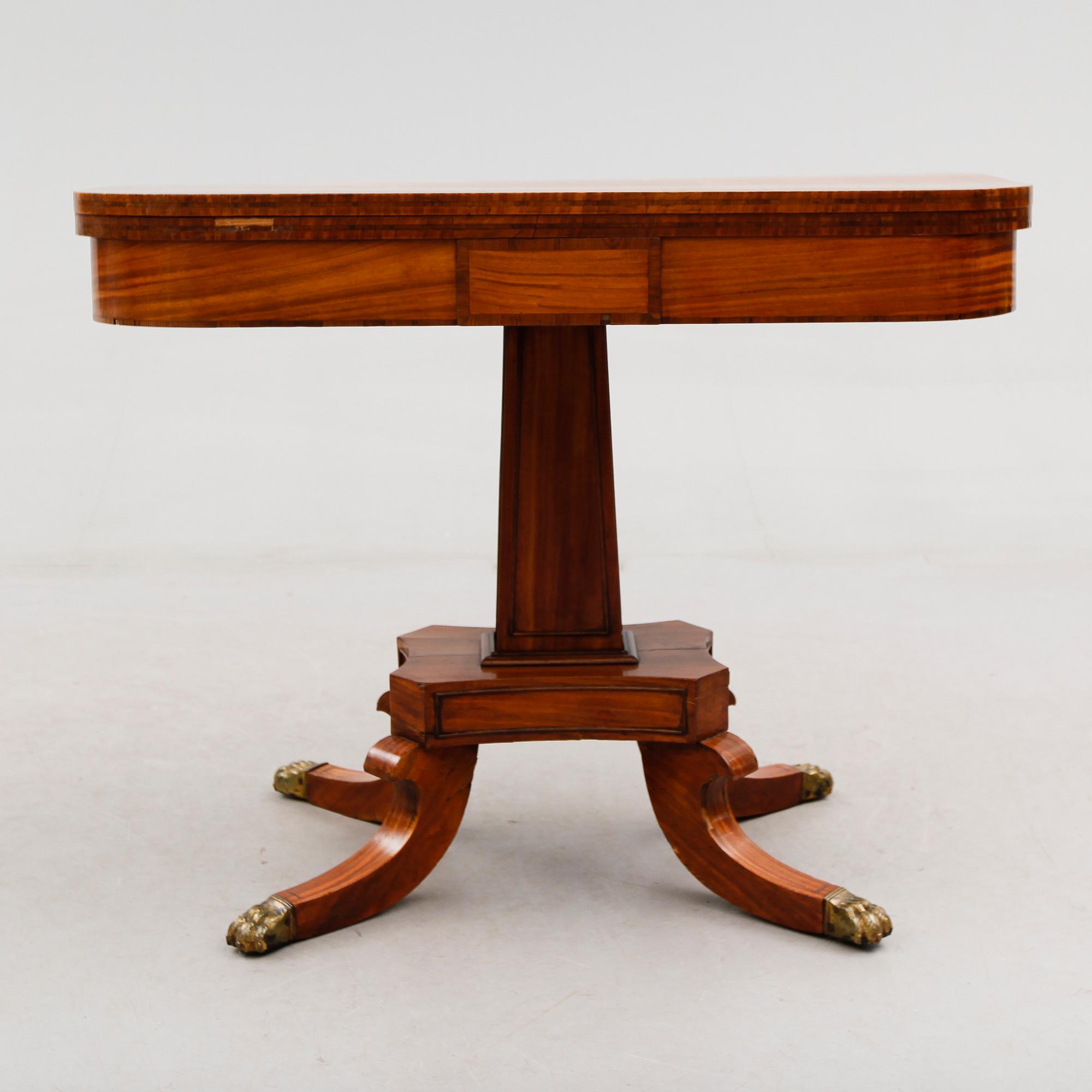 SPELBORD, senempire, 1800-talets första hälft.
