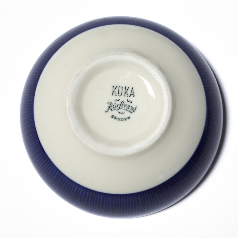 SERVISDELAR, 52 st, porslin, "Koka Blå", Hertha Bengtsson, Rörstrand, 1956-1988.