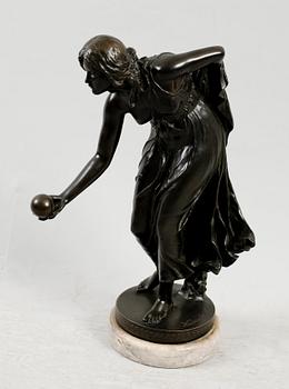 Walter Schott, Lady playing with a ball.