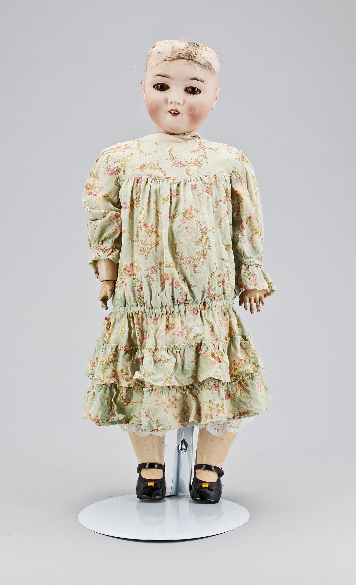 BISKVIFLICKDOCKA, Tyskland. 1900-talets första del. Armand Marseille, "Queen Louise".