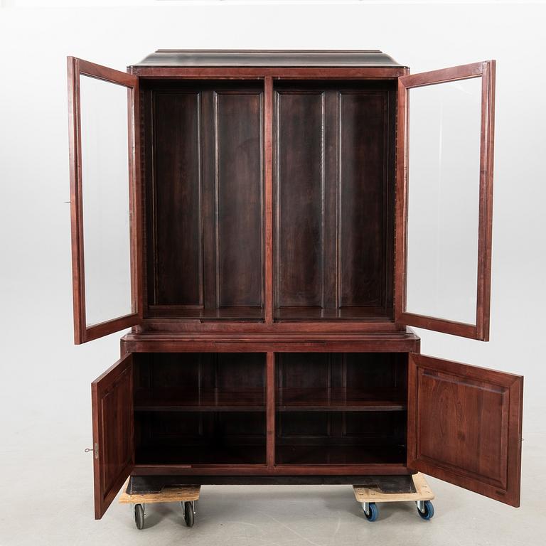 Display cabinet/Bookcase 20th century.