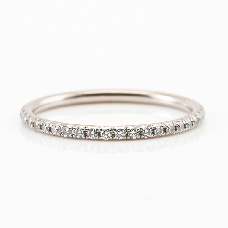 Tiffany & Co, "Metro Ring" full eternity ring in 18K white gold with round brilliant-cut diamonds.