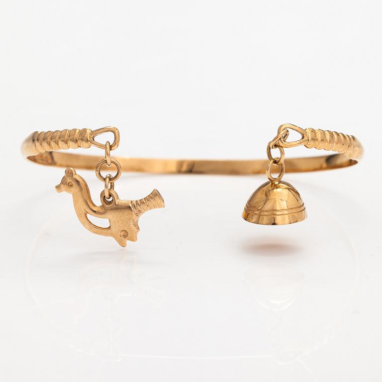 A 14K gold bracelet "Small bird". Kalevala Koru, Helsinki 2002.