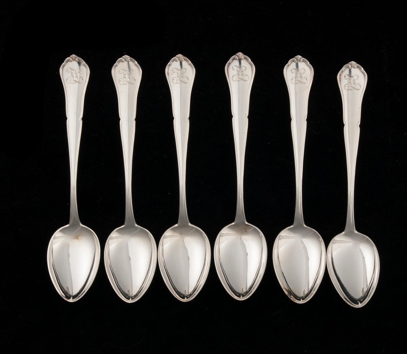 BESTICK, 80 delar, silver, "Chippendale", Kultakeskus, Tavastehus, 1950-tal. Totalvikt utan knivar ca 1963 g.