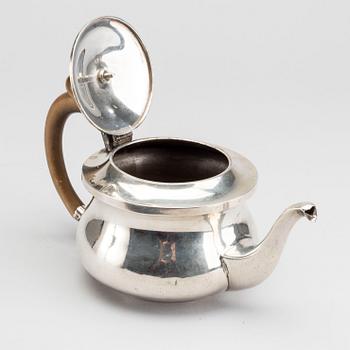 TEKANNA, silver, Birmingham, 1924-5.