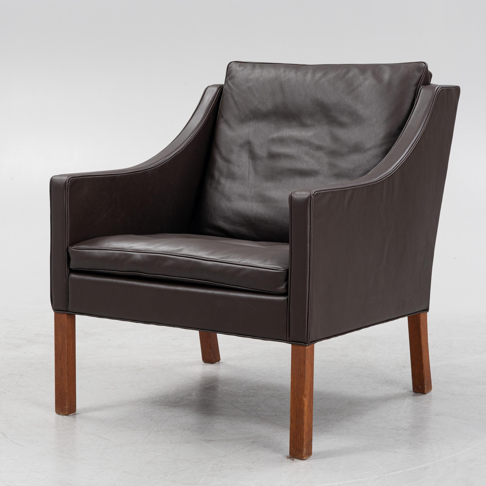 Børge Mogensen, a leather and teak club chair, model 2207, Fredericia Furniture, Denmark.