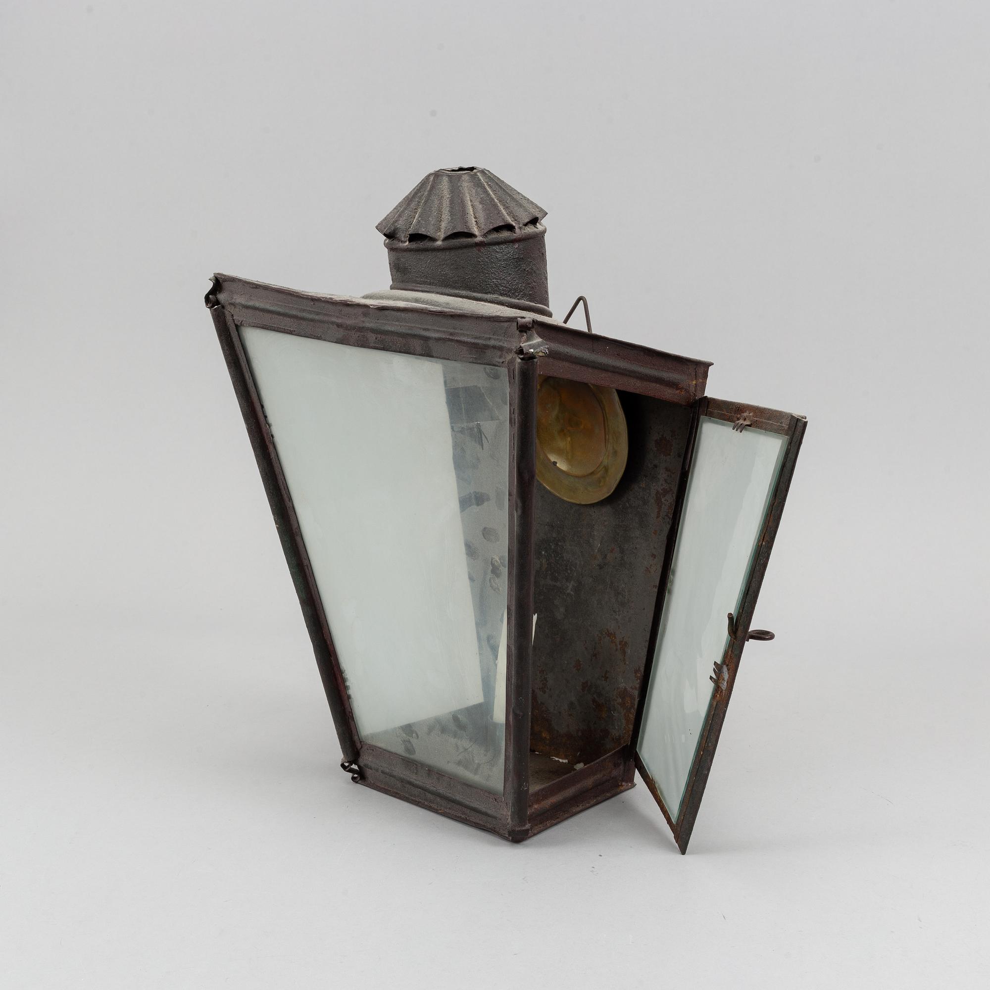 Lyktor, 2 st, troligtvis Danmark, omkring år 1900.