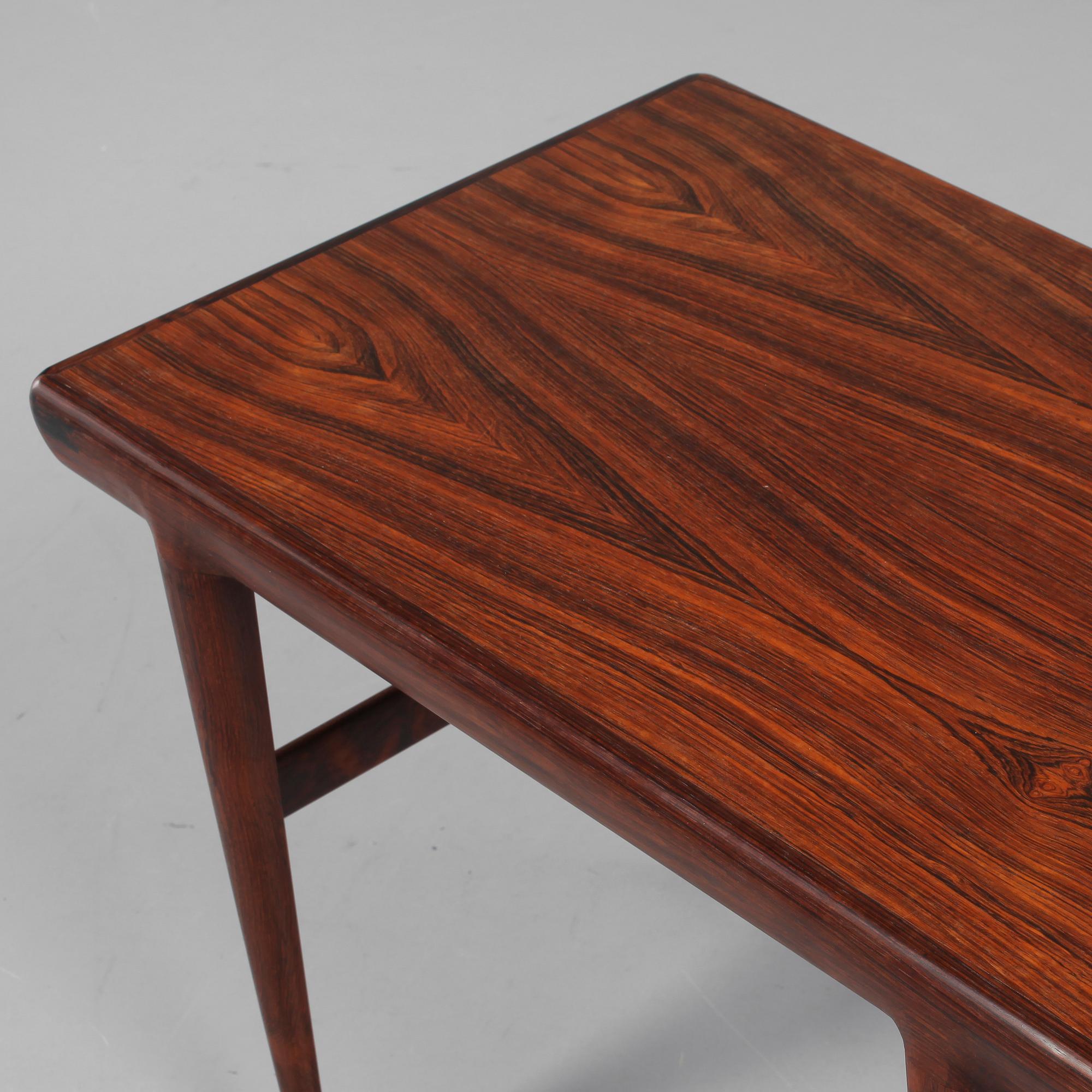 SIDEBORD, 2 st, Silkeborg, Danmark, omkring 1900-talets mitt.