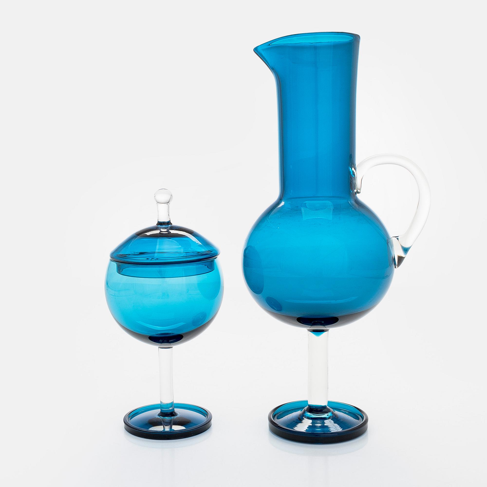 Nanny Still, a glass jug and sugar bowl with lid "Harlequin", Riihimäki Glassworks, 1950s.