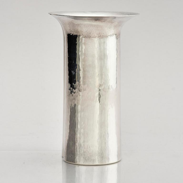 Sigurd Persson, vas, sterling silver, Stockholm 1977.