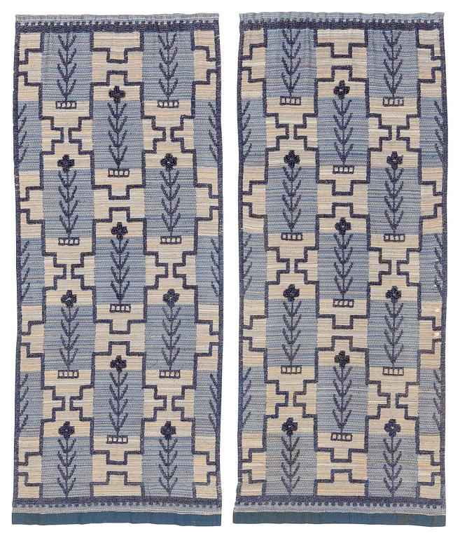 Elsa Gullberg, a pair of drapes, flat weave with a knotted patten in relief, c 256 x 100 cm each.