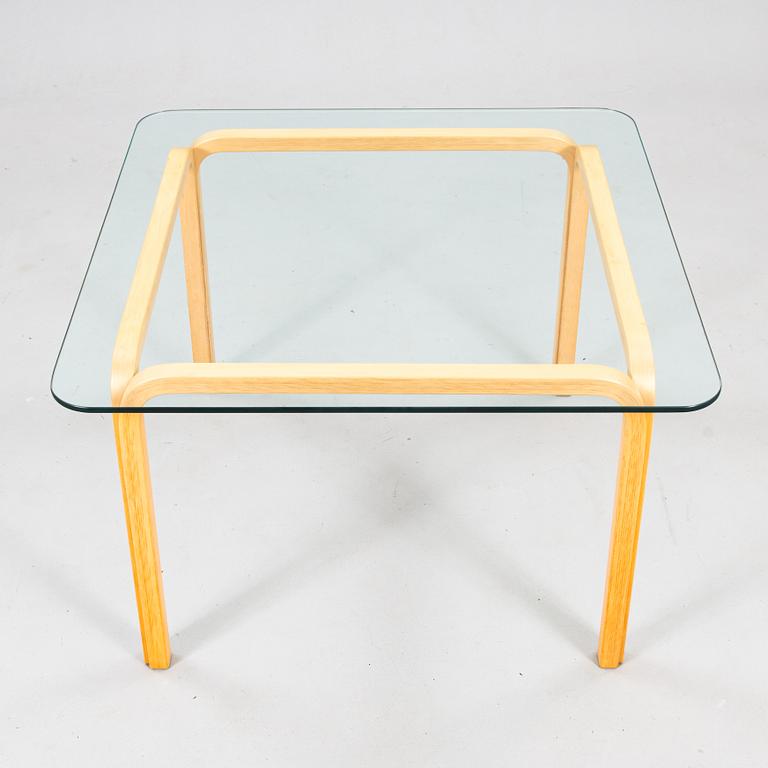 Alvar Aalto, Pöytä, Y805B, Artek.