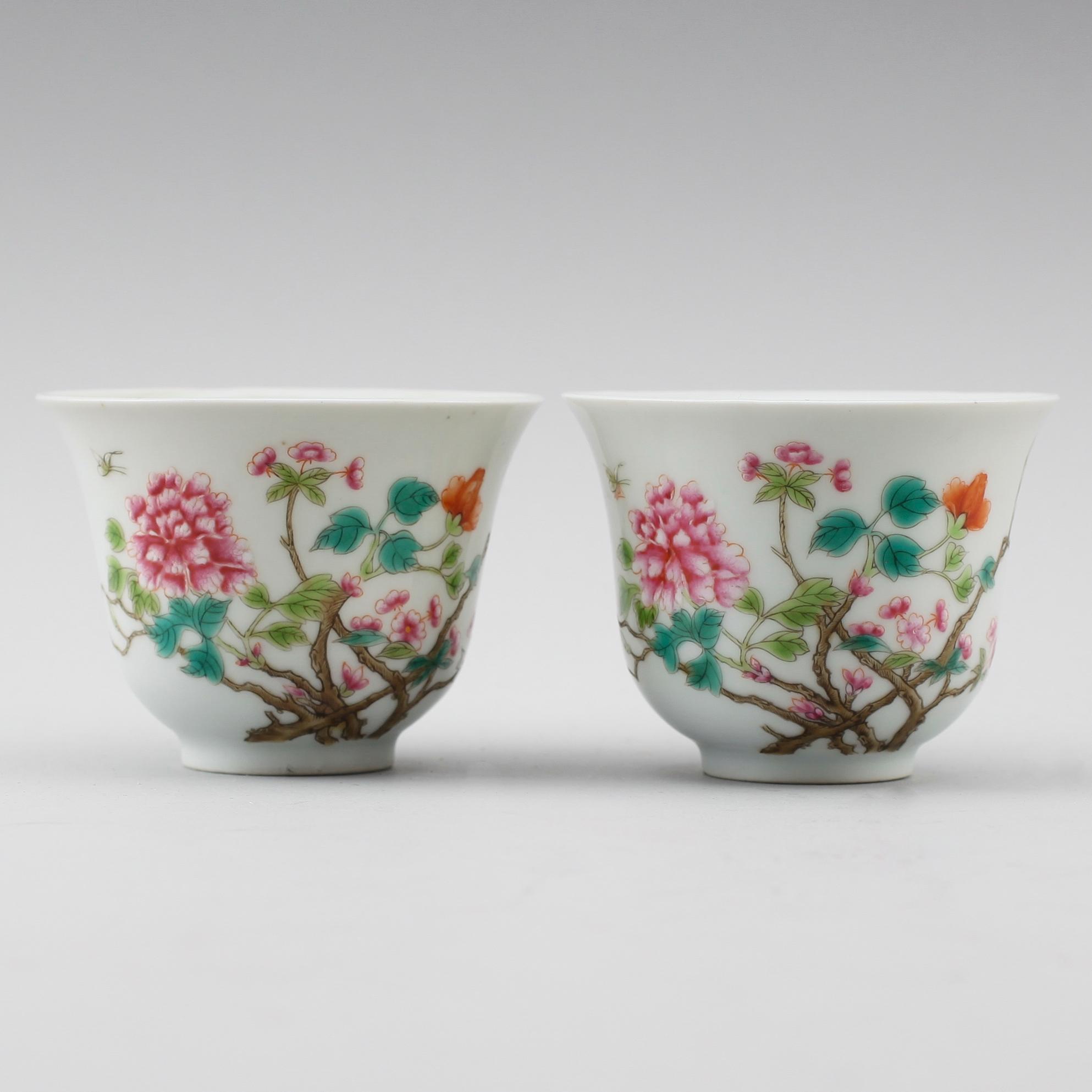 SKÅLAR, 1 par, porslin, Kina, 1900-tal.