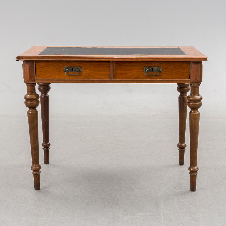 SKRIVBORD, nyrenässans, omkring år 1900.