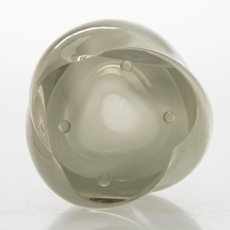 Gunnel Nyman, A glass vase, model 'GN 35', unsigned.
