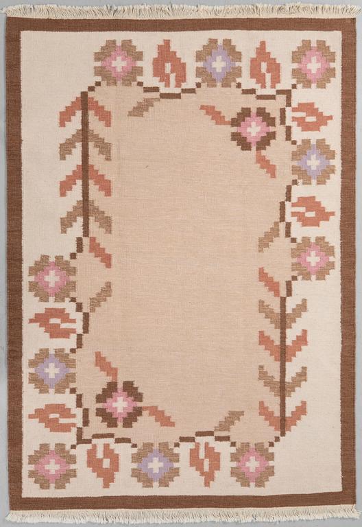 Rölakan rug, approx. 235 x 165 cm.