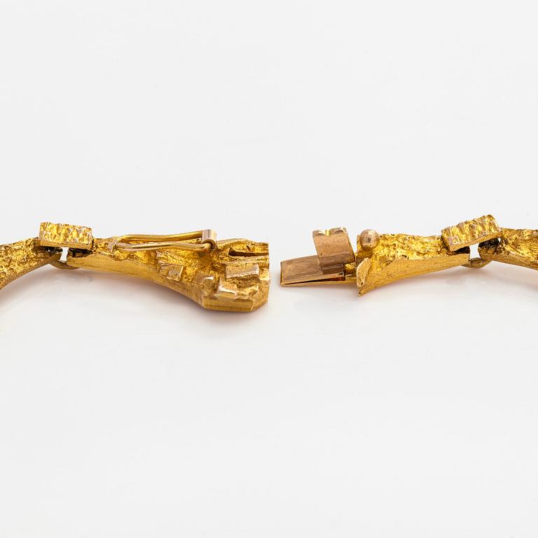 Björn Weckström, a 14K gold necklace 'Golden bridge' for Lapponia 1969.