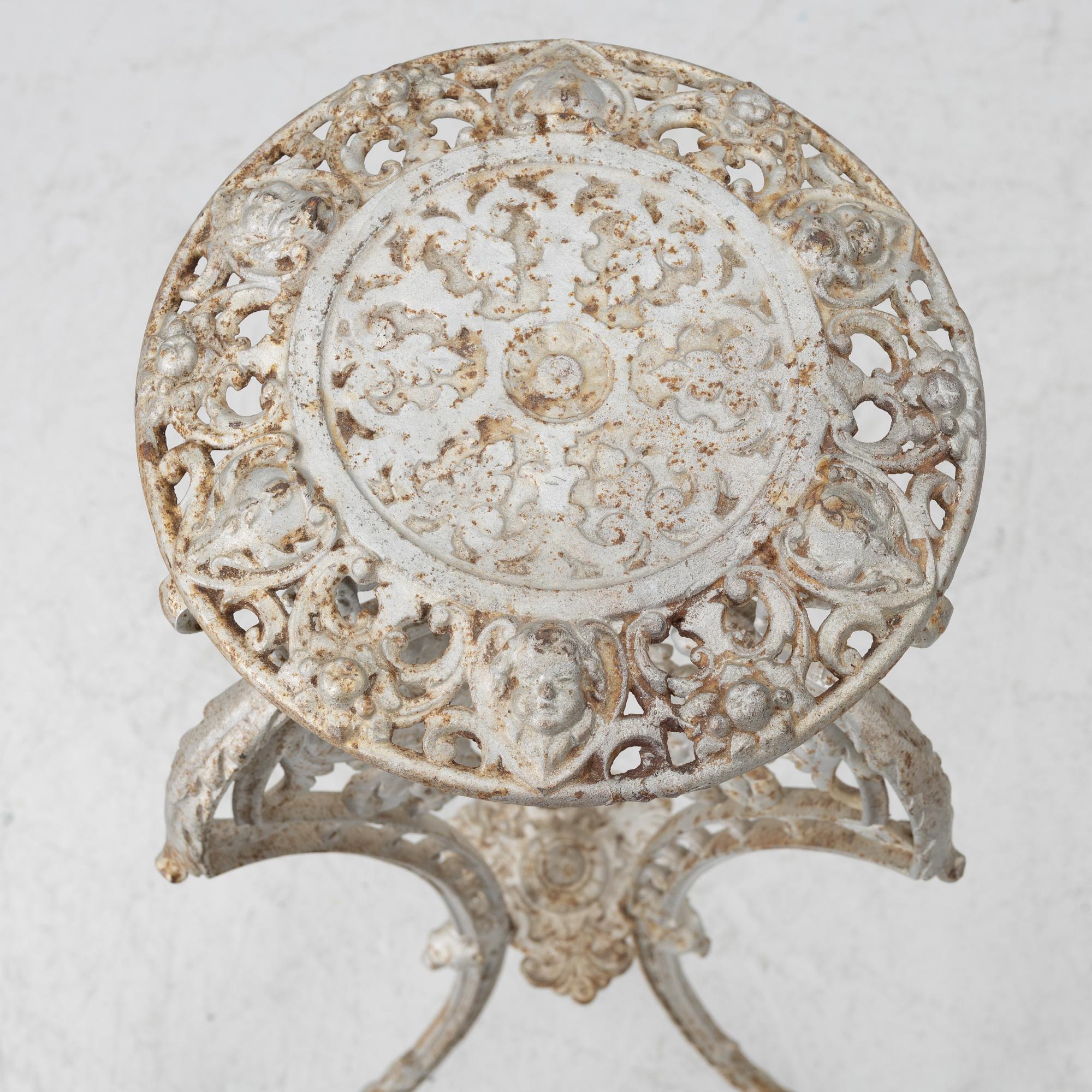 Pedestal, circa 1900.