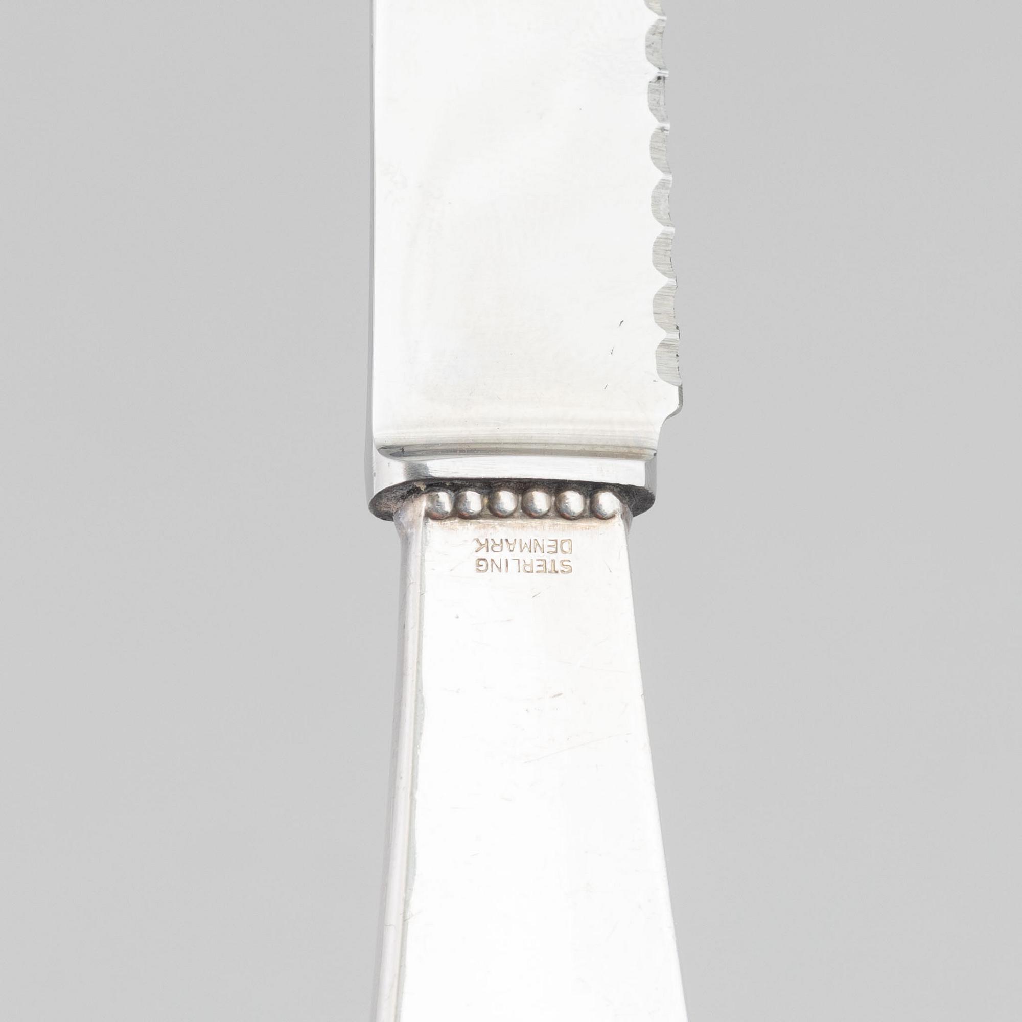 Georg Jensen, cheese slicer and cheese knife, silver, model Kugle/Beaded.
