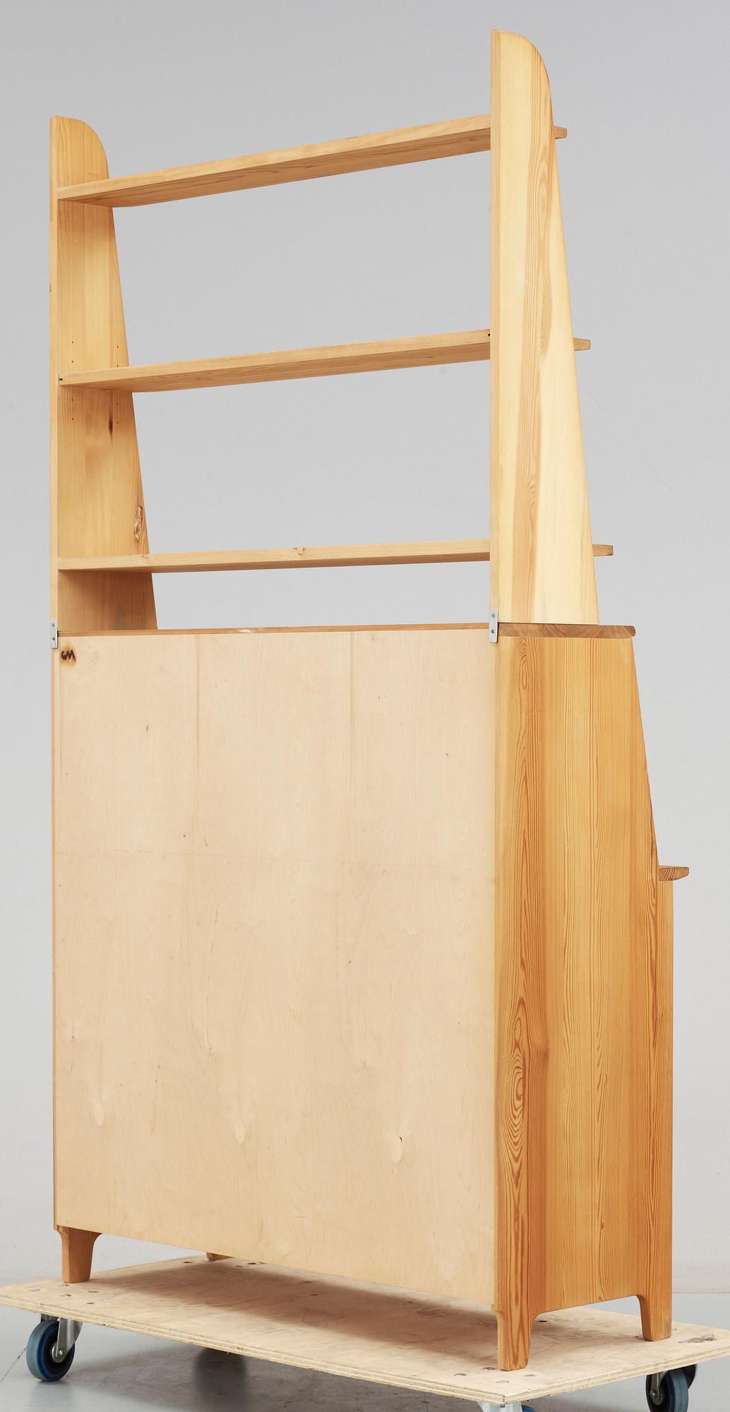 SEKRETÄR/SKÅP. "Vardags" Carl Malmsten.