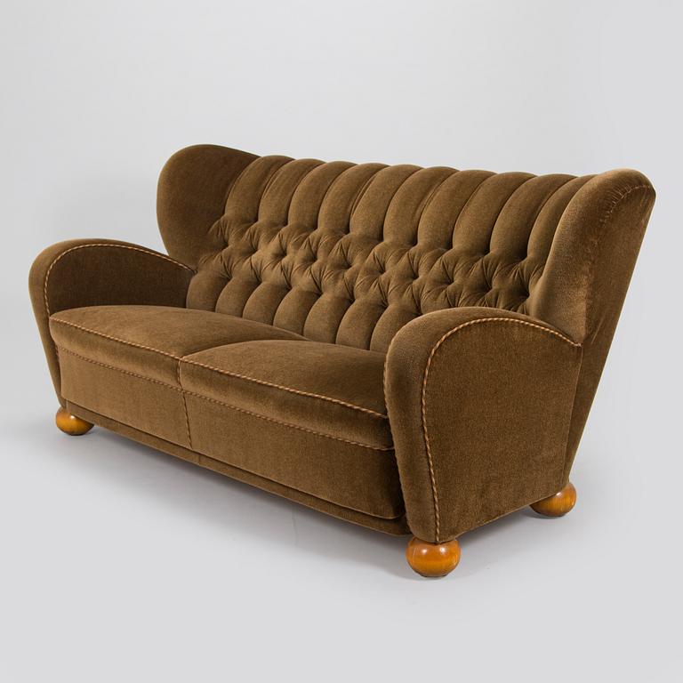 Märta Blomstedt, soffa, "Aulanko"-modellen. Formgiven 1939.