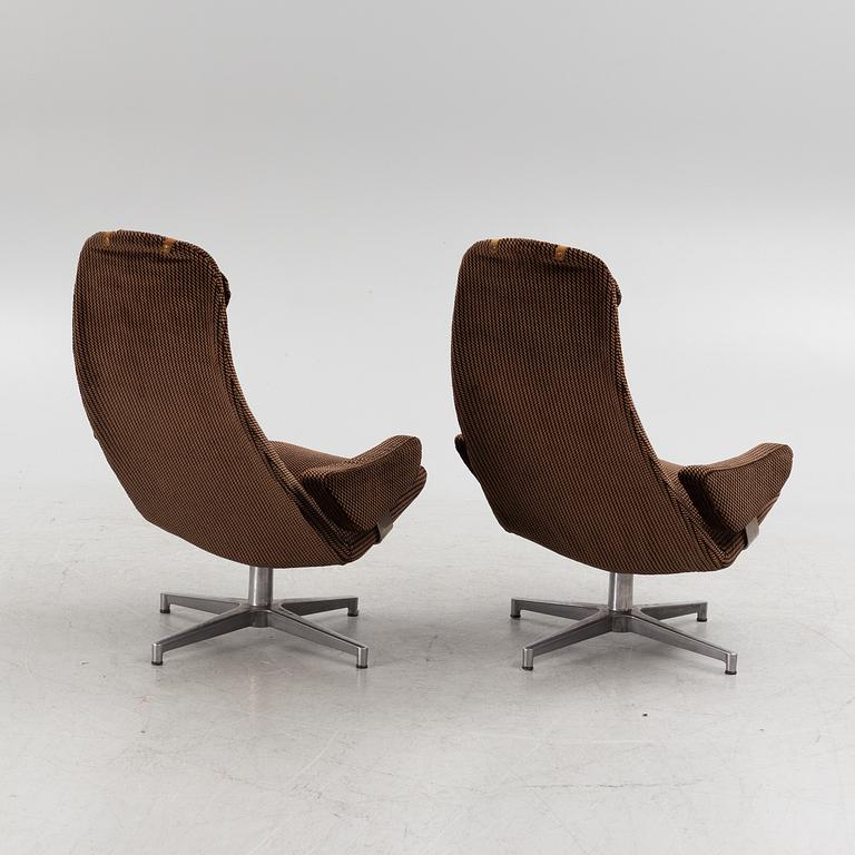 Alf Svensson, armchairs, a pair, "Contourette", Dux.