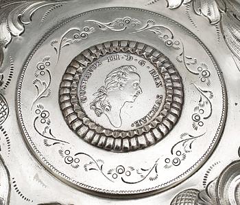 DRYCKESKANNA, silver. Sv importstmplr. Barockstil. Trol 1800-tal, tot vikt ca 1573g.