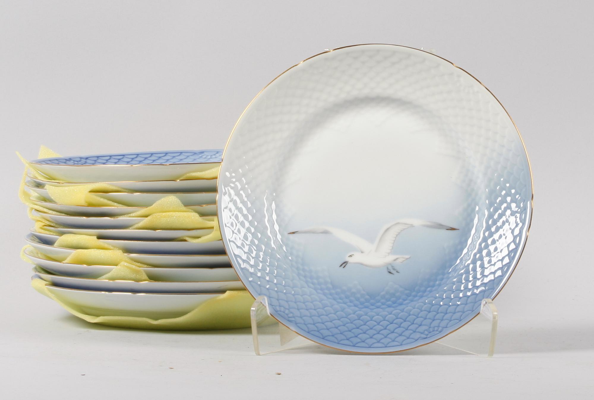 MATSERVIS, 47 delar, porslin. Bing & Gröndal, "Måsen".