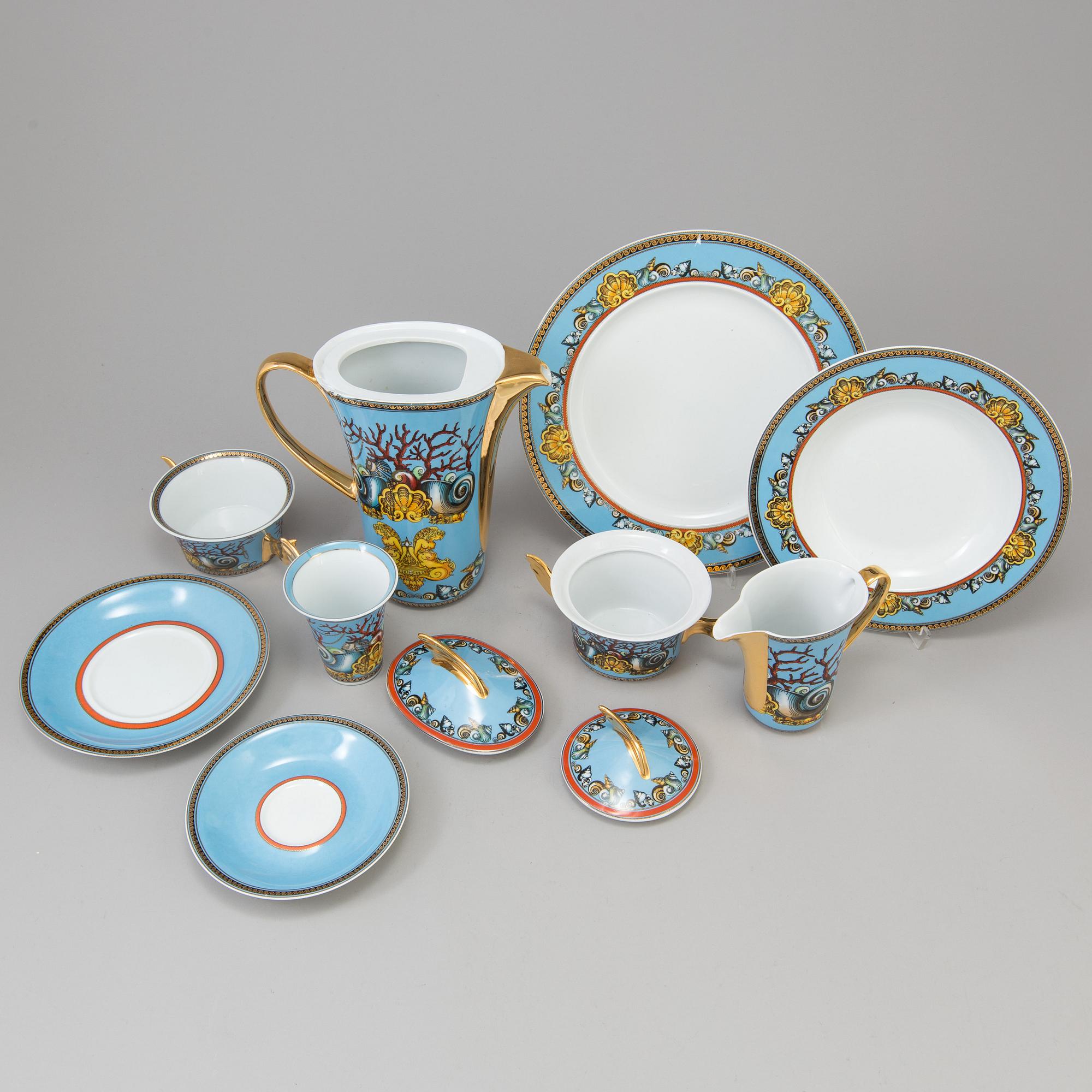 A set of 27 p of dinnerware in porcelain, "Les Tresors de la Mer", Versace for Rosenthal.