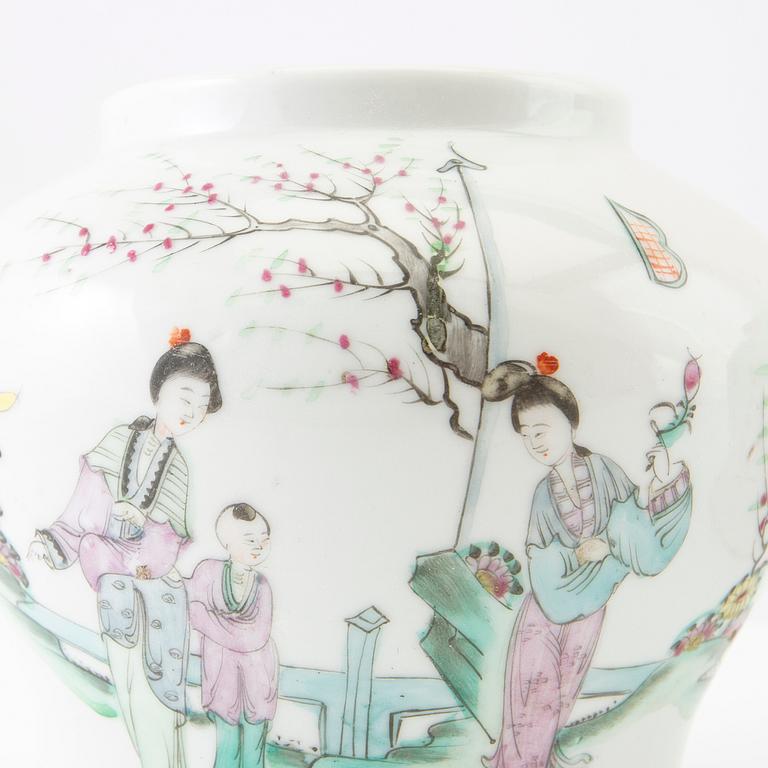 A set of two Chinese ladies and boys vases, 20th century.