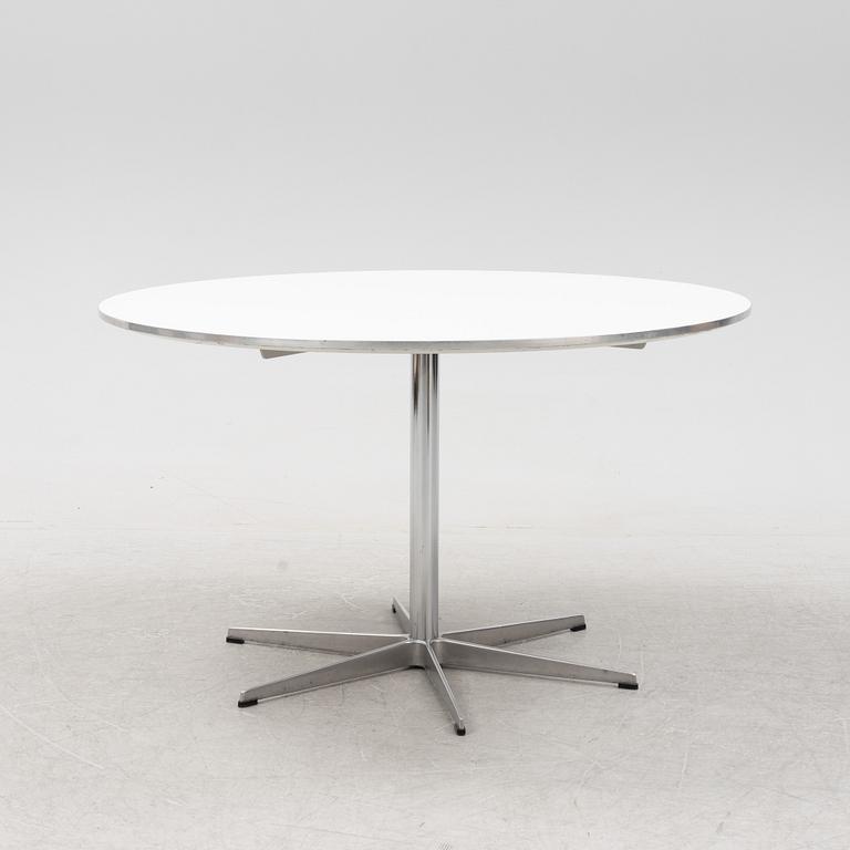 Arne Jacobsen, a 'Circular/B825' dining table, Fritz Hansen, Denmark, 1986.