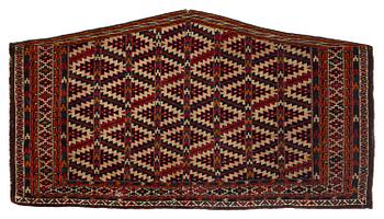 433. A Yomud Asmalyk, North Turkmenistan, c. 118 x 70 cm.