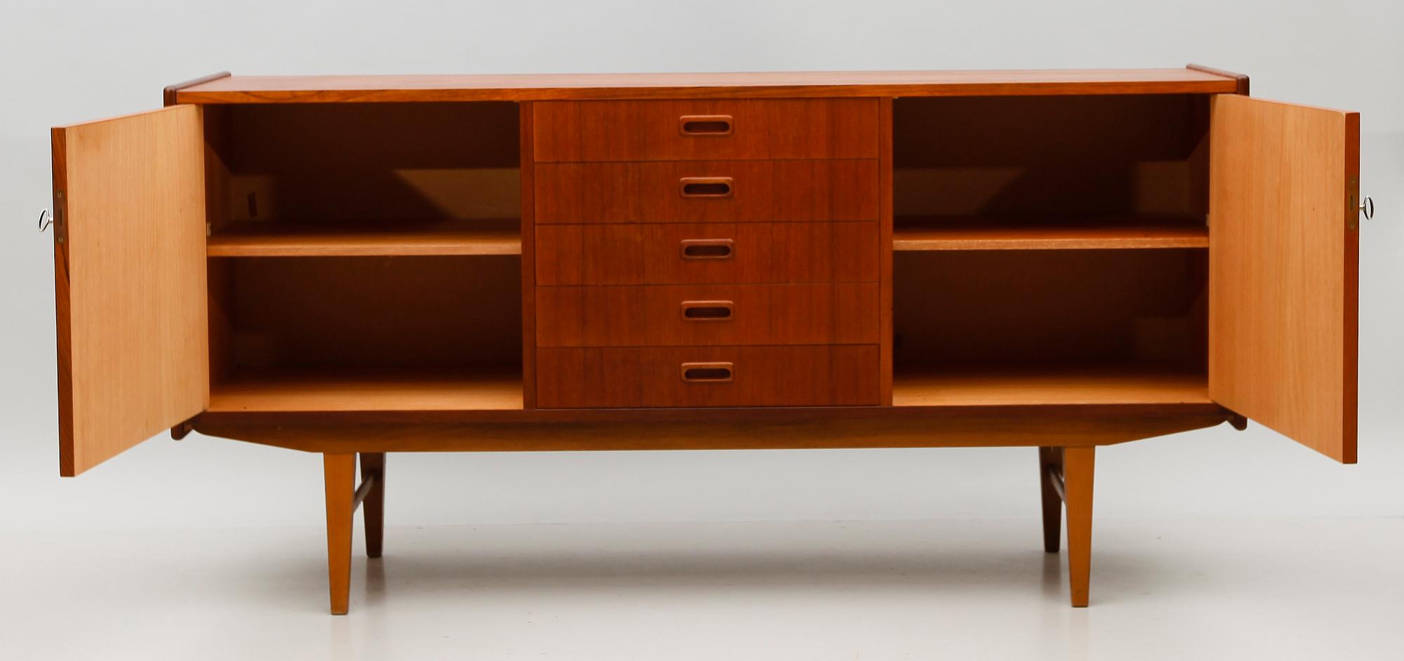 SIDEBOARD, 1900-talets andra hälft.