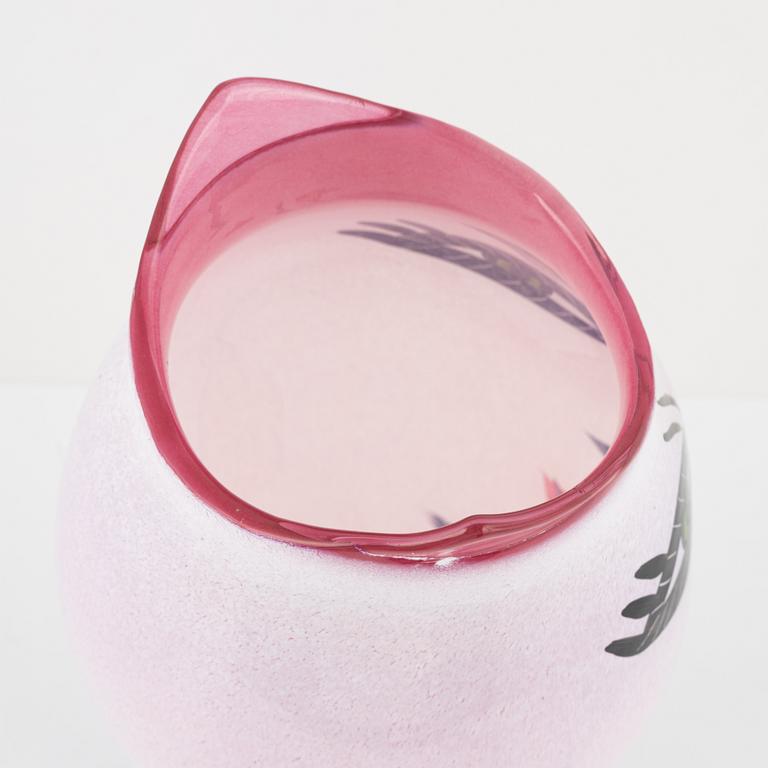 Ulrica Hydman-Vallien, vas, glas, Kosta Boda, signerad.