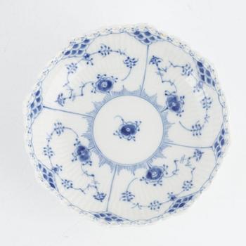 A set of three 'Musselmalet' porcelain bowls on stand from Royal Copenhagen, Denmark.